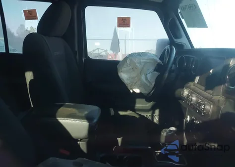 2021 Jeep Wrangler Unlimited Sahara 4X4 z USA, uszkodzony, nr VIN 1C4HJXENXMW714315